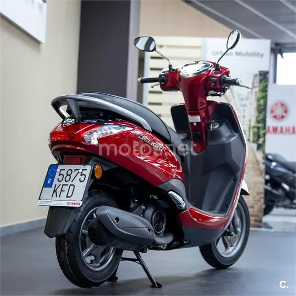 Yamaha D'elight 125 – Vista 6