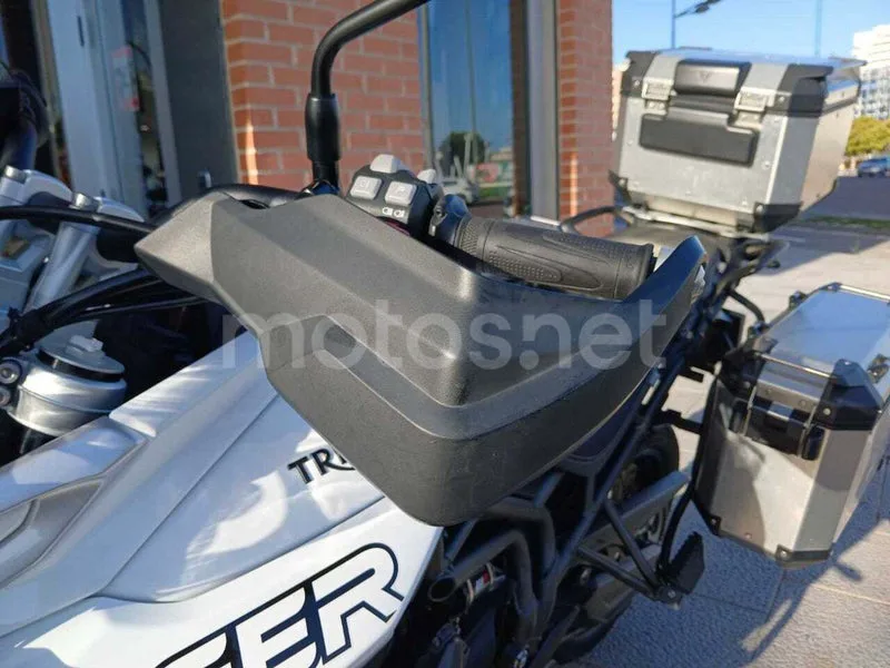 Triumph Tiger 800 XC – Vista 21