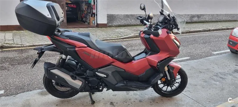 Honda ADV 350 – Vista 2