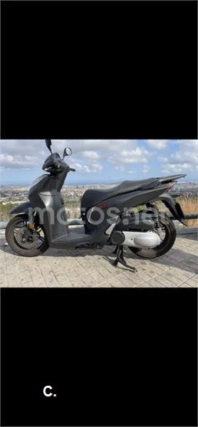 Honda SH300i – Vista 2