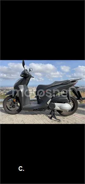 Honda SH300i – Vista 3