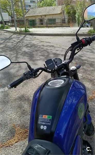 Yamaha XSR 125 – Vista 4