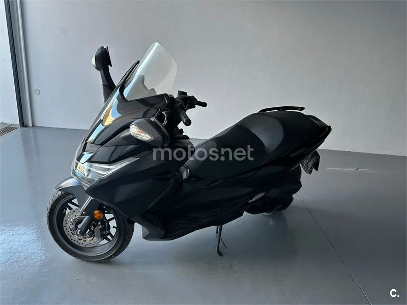 Honda CB 125 – Vista 10