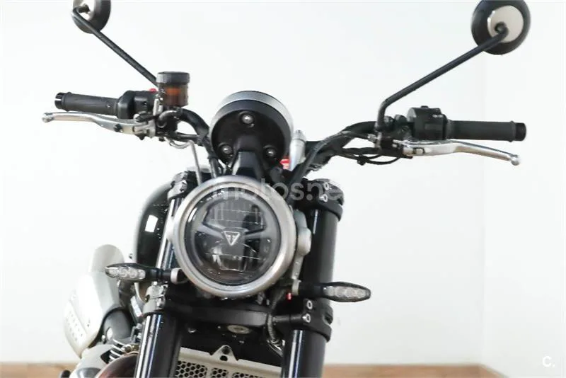Triumph Scrambler 1200 – Vista 5