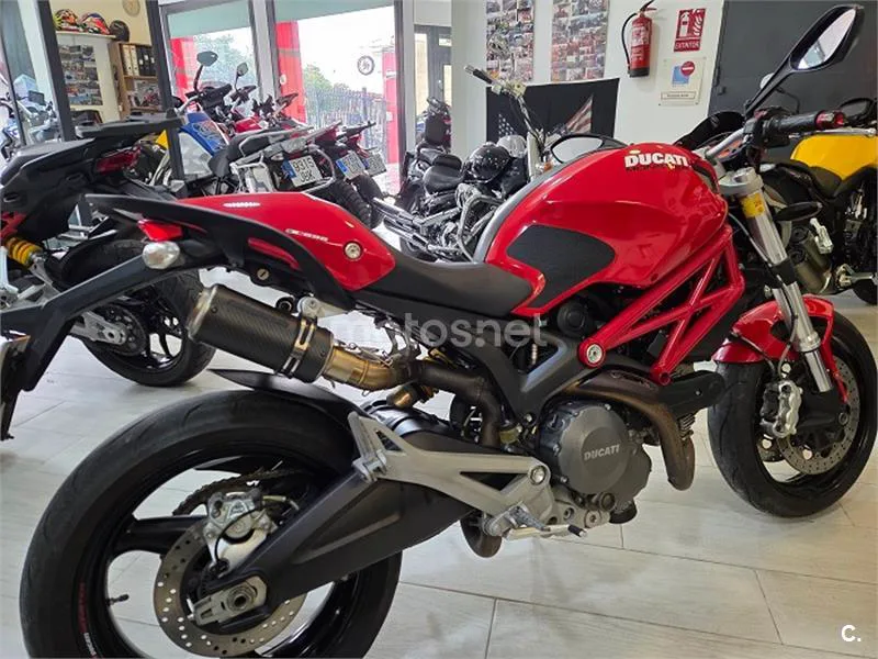 Ducati Monster 696 – Vista 13