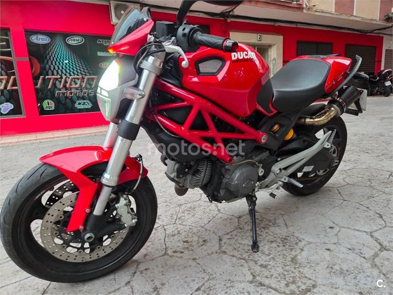 Ducati Monster 696 – Vista 5