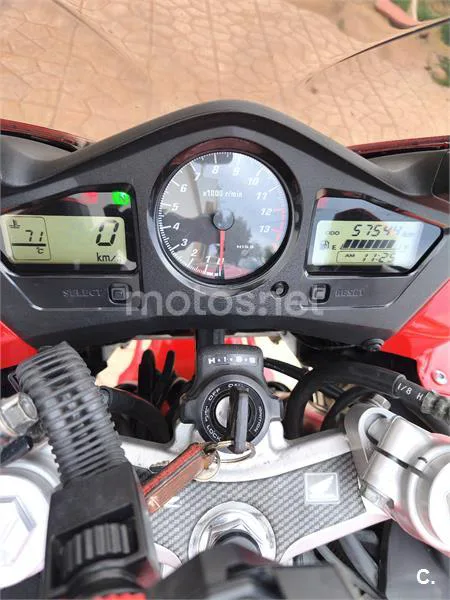 Honda VFR 800 FI – Vista 10