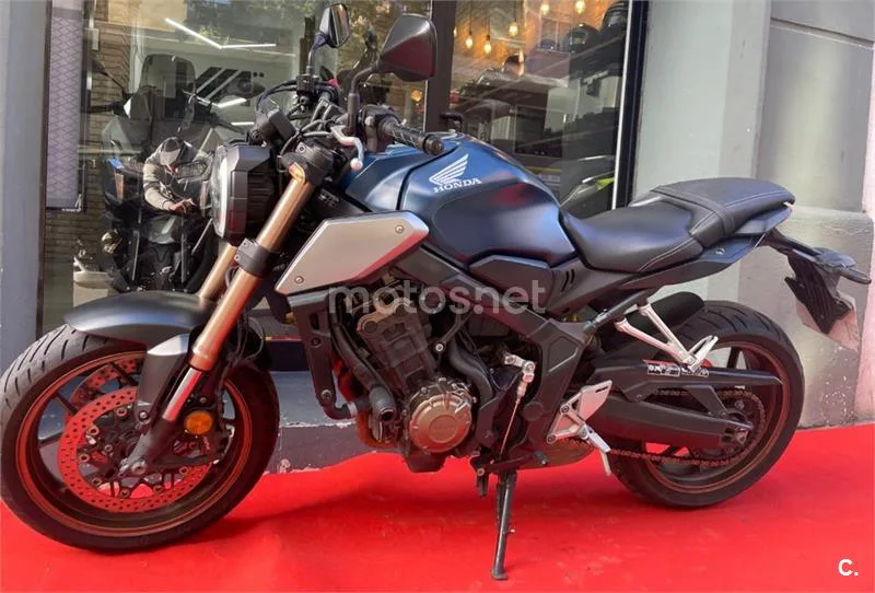 Honda CB 650 R – Vista 5