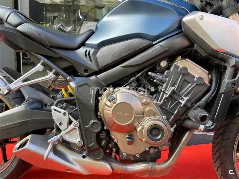 Honda CB 650 R – Vista 7