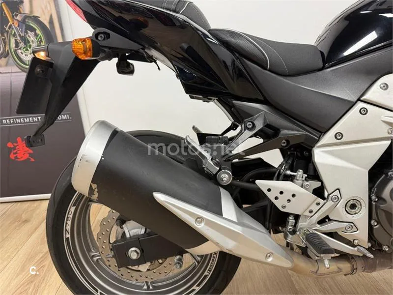 Kawasaki Z750 – Vista 3