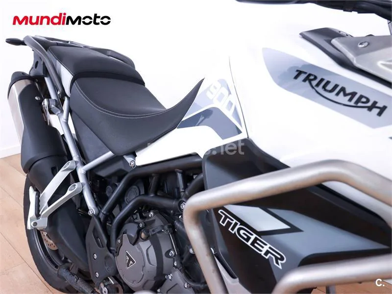Triumph Tiger 900 – Vista 23