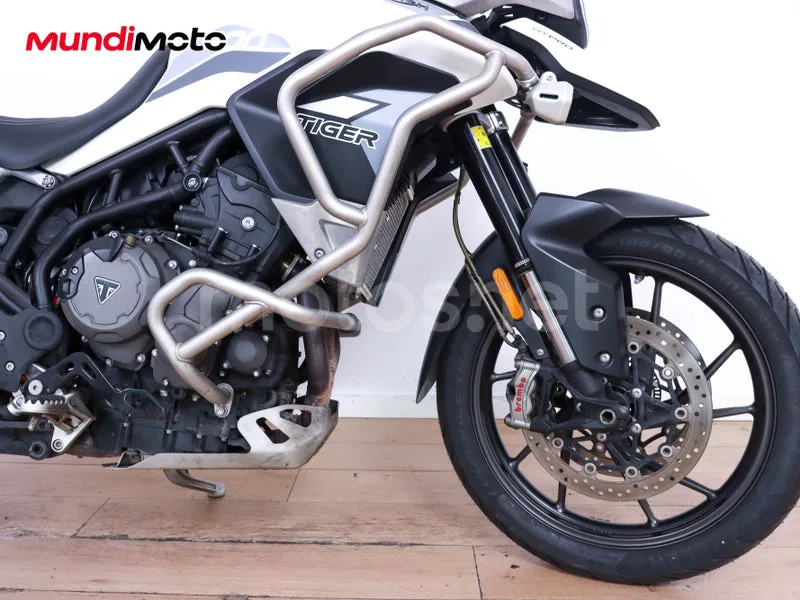 Triumph Tiger 900 - Vista 26