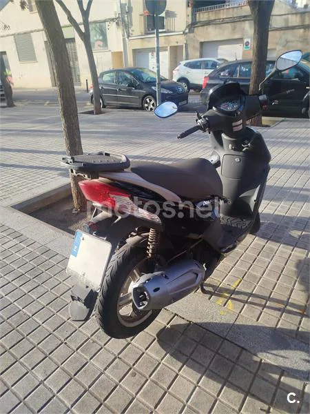 Kymco Agility City 125 – Vista 3