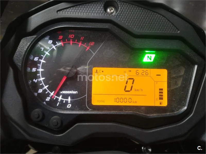 Benelli TRK 502 – Vista 15