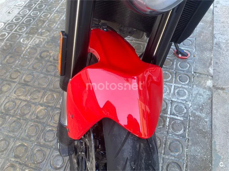 Ducati Monster – Vista 14