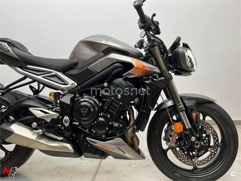 Triumph Street Triple 765 – Vista 3