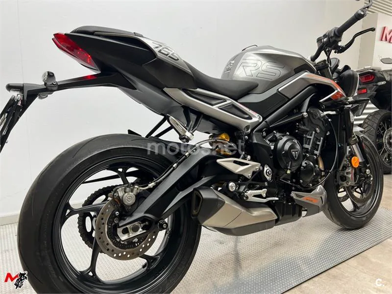 Triumph Street Triple 765 – Vista 5