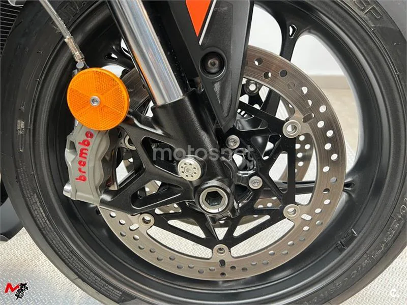 Triumph Street Triple 765 – Vista 6