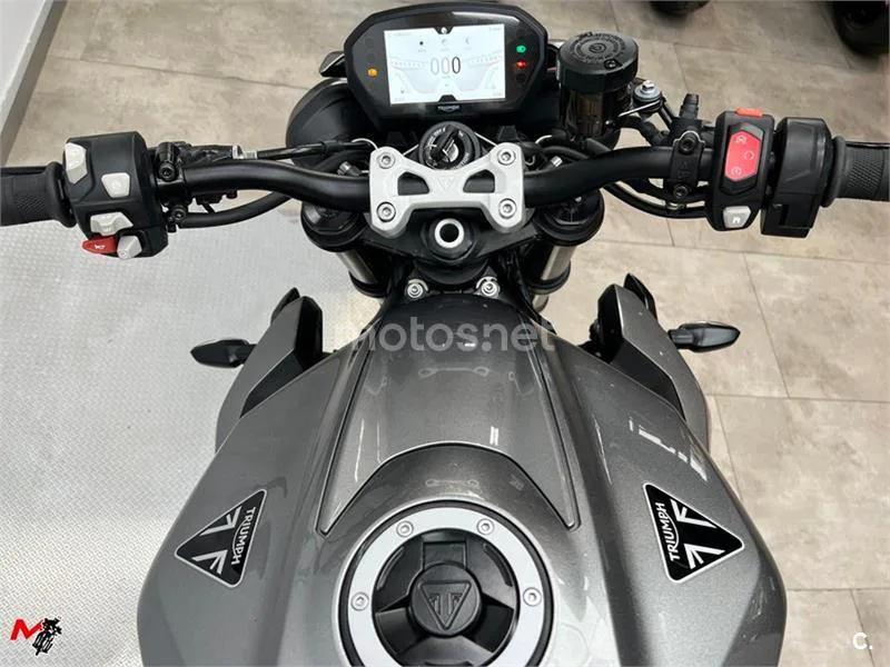 Triumph Street Triple 765 – Vista 7