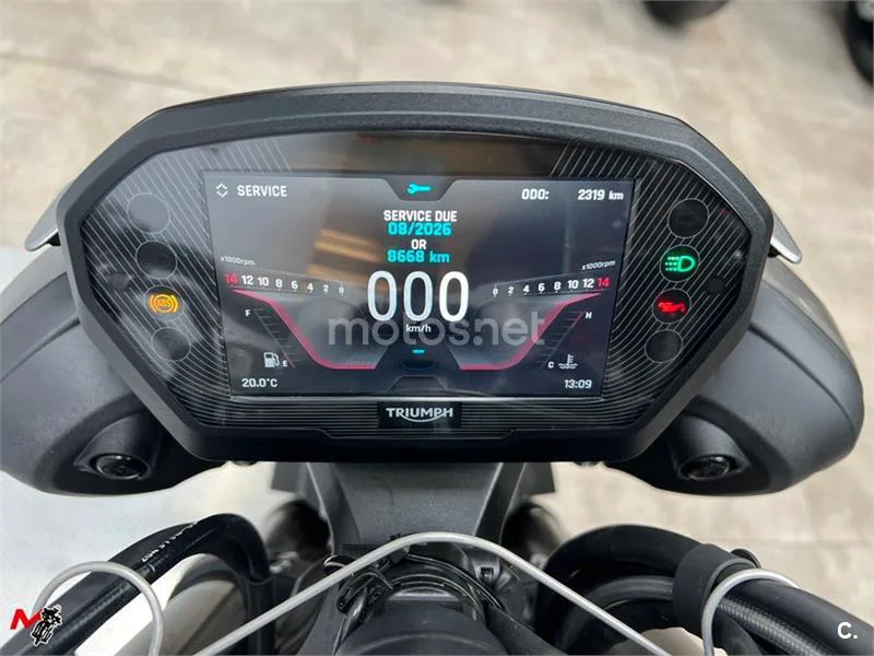 Triumph Street Triple 765 – Vista 8