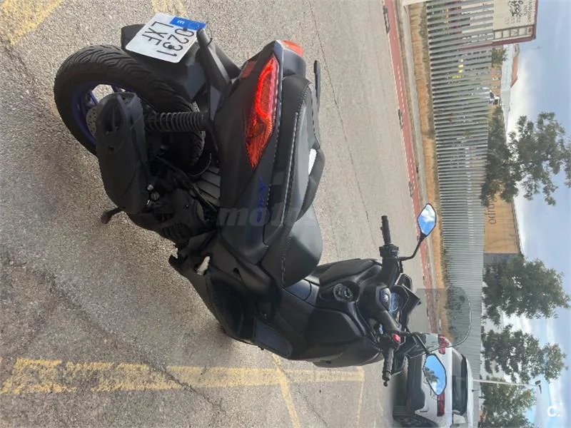 Yamaha XMAX 125 – Vista 3