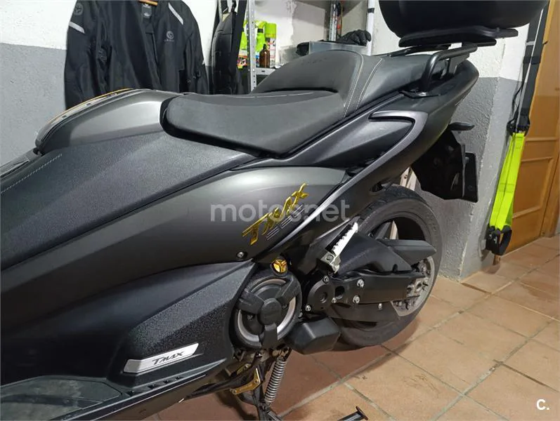 Yamaha TMAX 560 – Vista 5