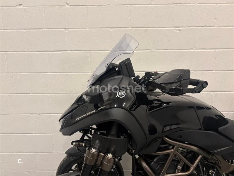 Yamaha Niken – Vista 18