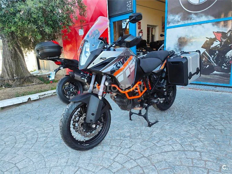 KTM 1090 Adventure – Vista 24