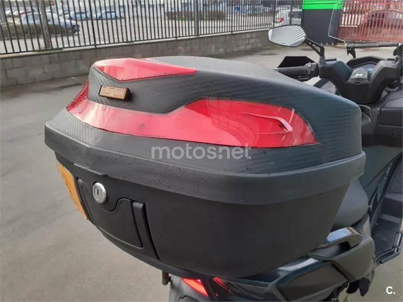 Kymco DTX 125 – Vista 22