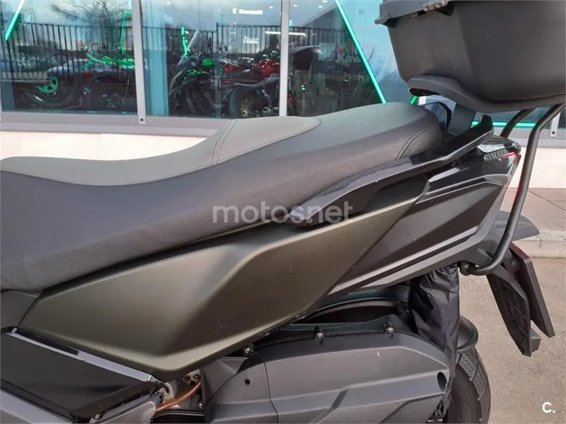 Kymco DTX 125 – Vista 10