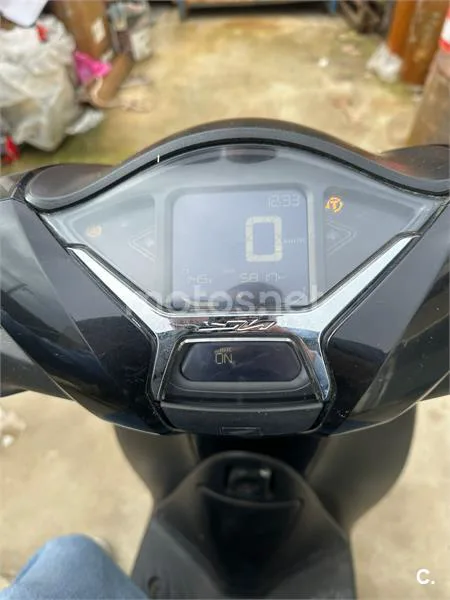 Honda SH125i – Vista 4