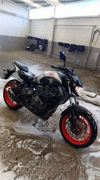 Yamaha MT-07 – Vista 5