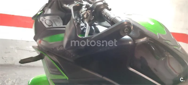 Kawasaki Versys – Vista 7