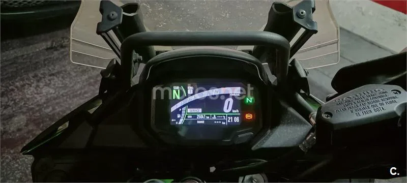 Kawasaki Versys – Vista 9