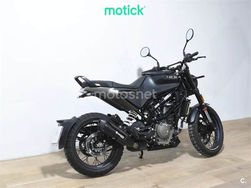 Husqvarna Svartpilen 401 – Vista 10