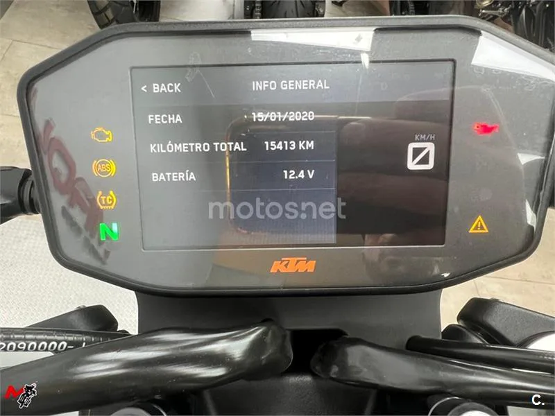 KTM 790 – Vista 8