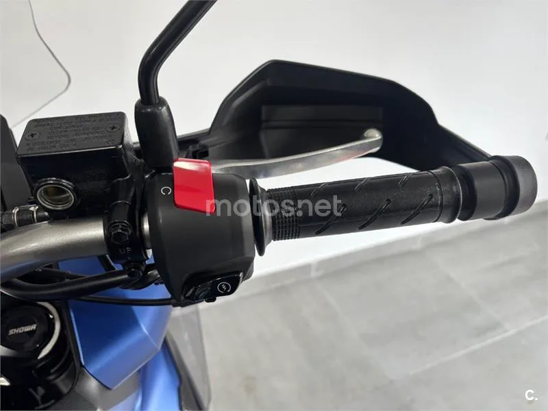 Honda ADV 350 – Vista 16