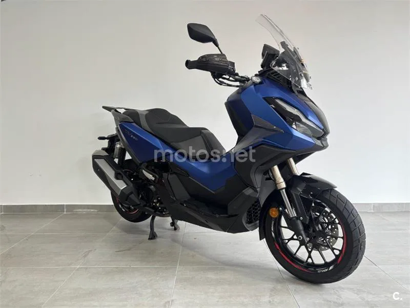 Honda ADV 350 – Vista 5
