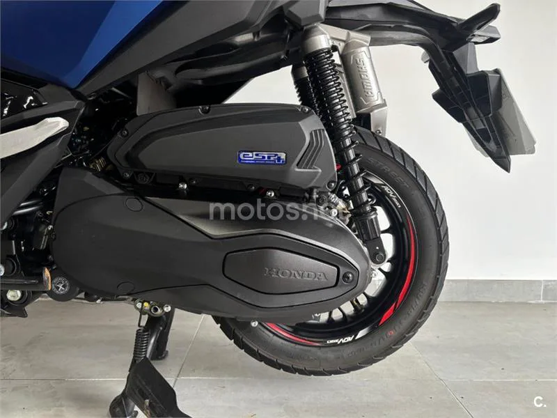 Honda ADV 350 – Vista 10