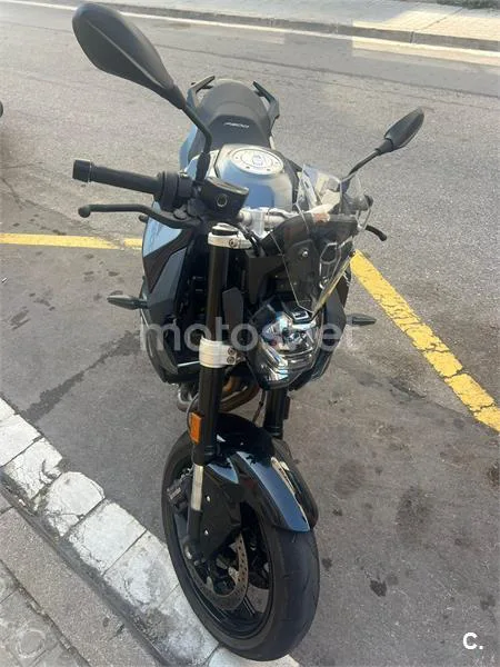 BMW F 900 R – Vista 6