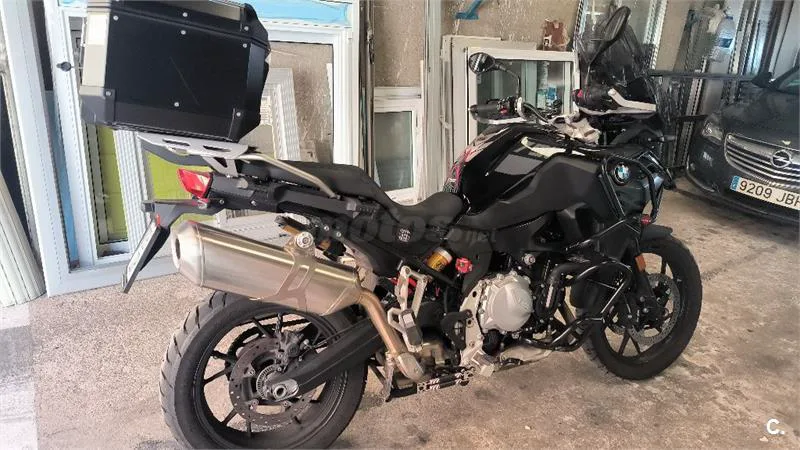 BMW F 750 – Vista 3