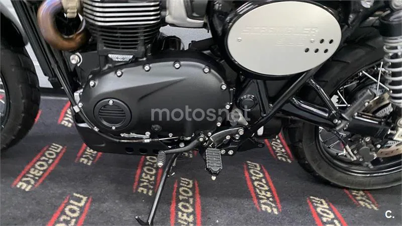 Triumph Scrambler 900 – Vista 9