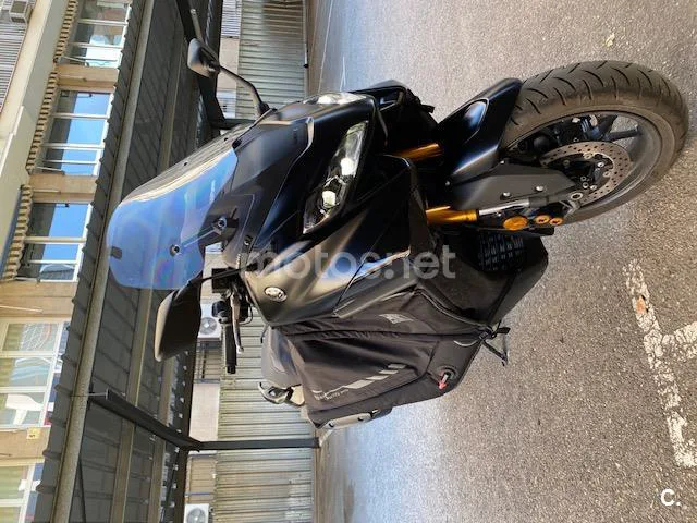 Yamaha TMAX – Vista 2