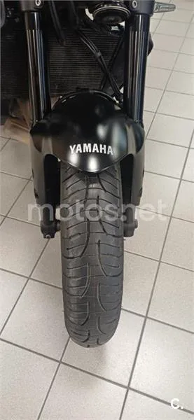 Yamaha MT-09 – Vista 6