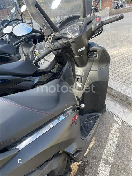 Honda SH300i – Vista 5