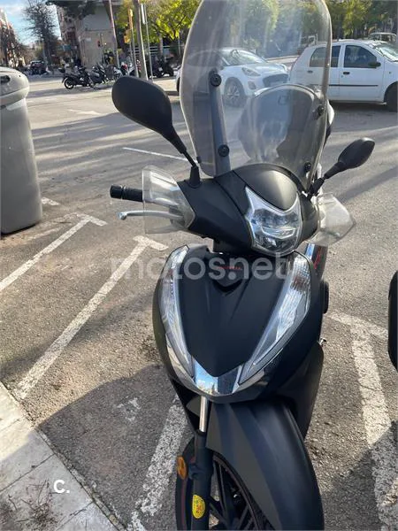 Honda SH300i – Vista 8