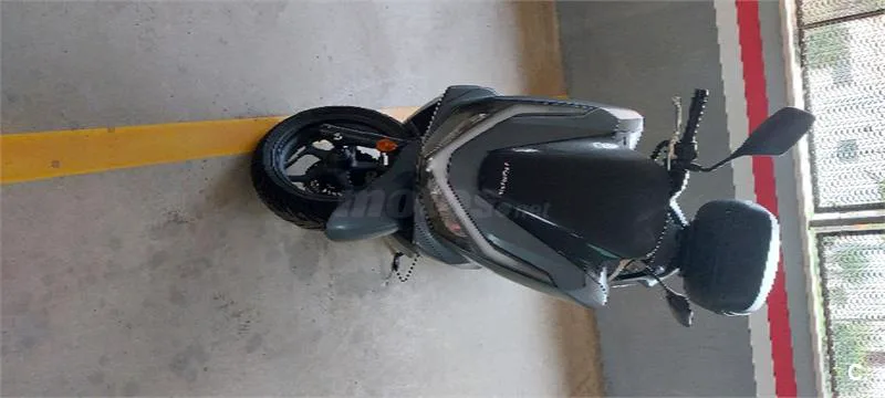 Honda PCX 125 – Vista 2