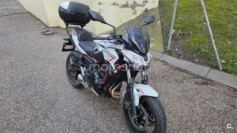 Kawasaki Z 650 – Vista 5