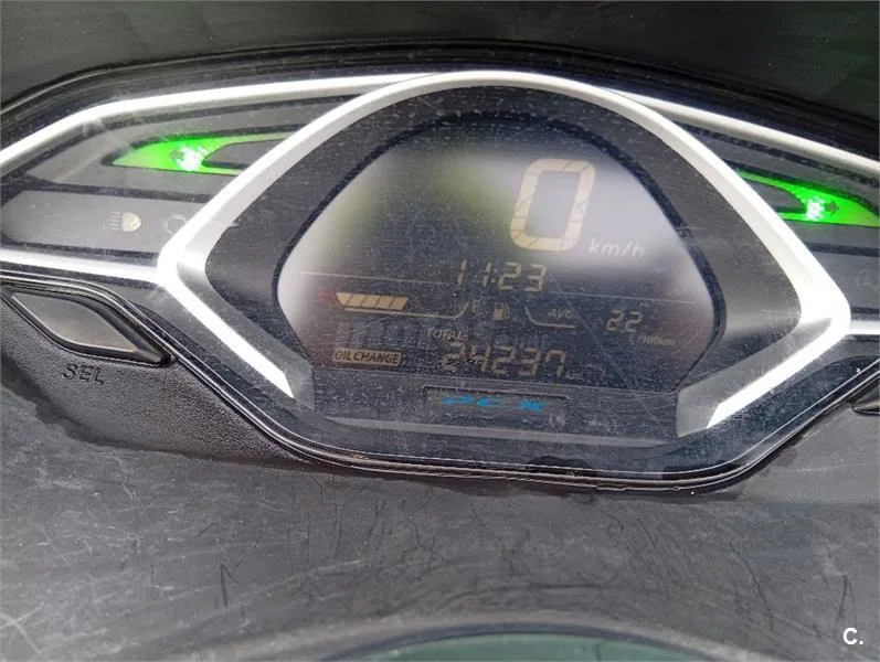 Honda PCX 125 – Vista 7