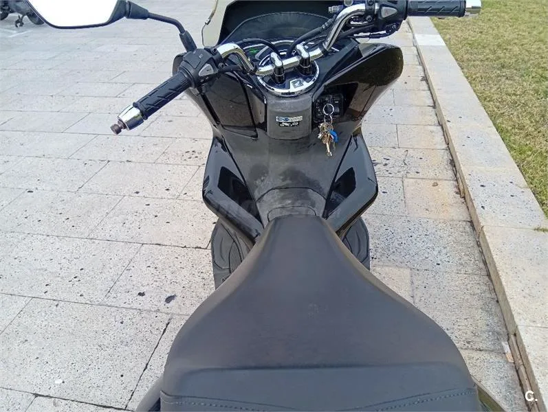 Honda PCX 125 – Vista 8